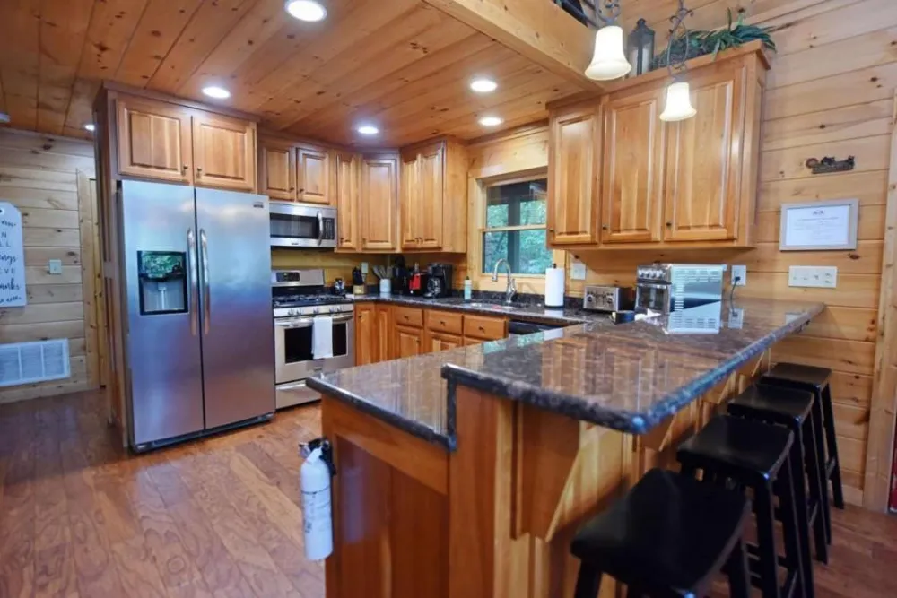 901 Stuart Mountain Road Mineral Bluff, GA 30559