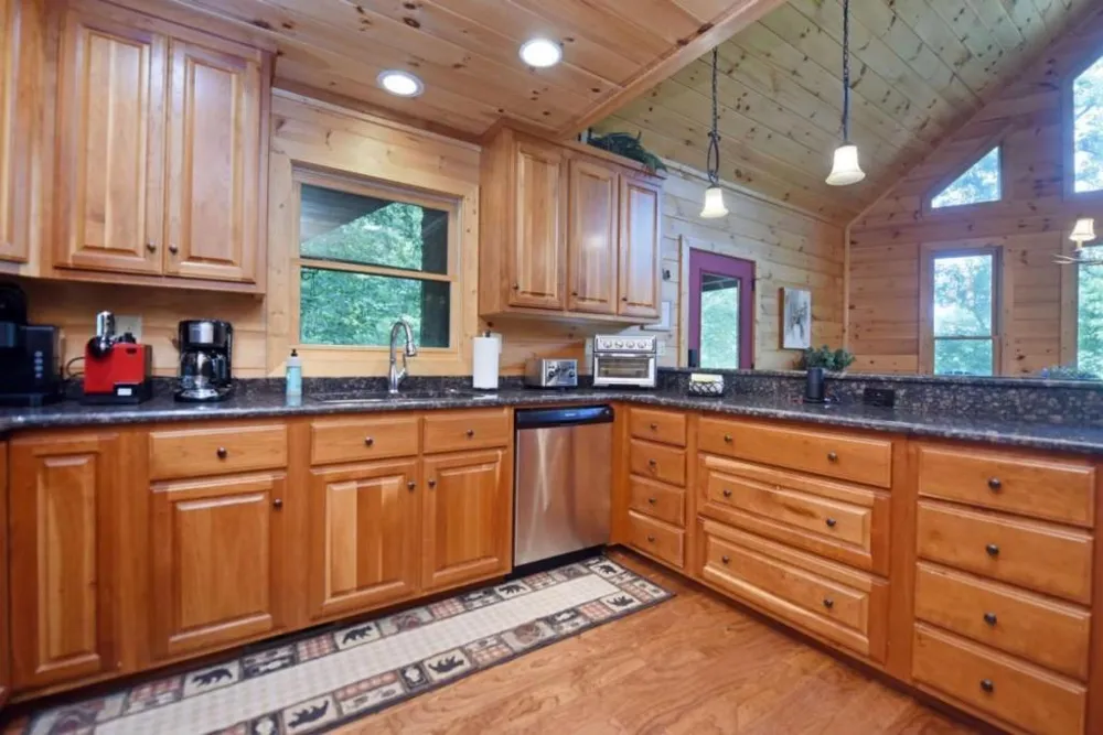 901 Stuart Mountain Road Mineral Bluff, GA 30559