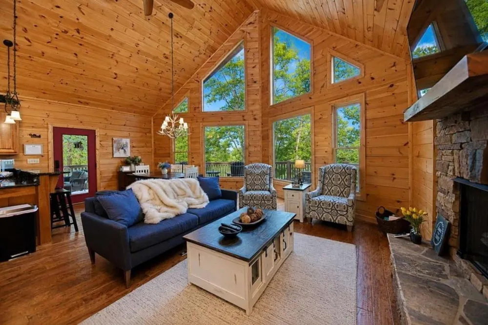 901 Stuart Mountain Road Mineral Bluff, GA 30559