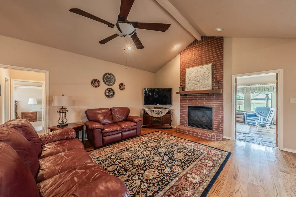 117 Wagon Wheel Circle Leonard, TX 75452