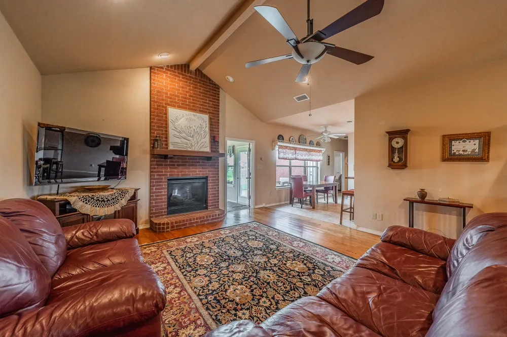 117 Wagon Wheel Circle Leonard, TX 75452