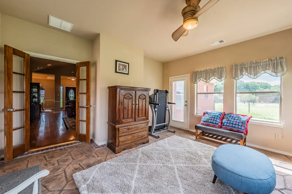 117 Wagon Wheel Circle Leonard, TX 75452