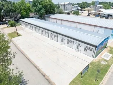 2612 Castle Street #C Waller, TX 77484