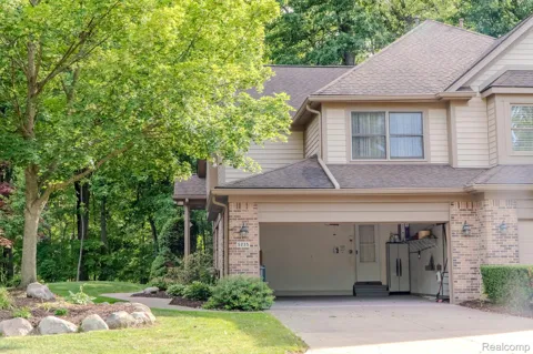 5235 Royal Vale Lane #70
