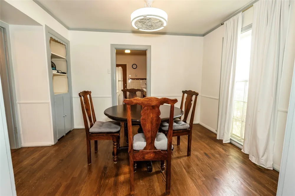706 E Highway 82 Nocona, TX 76255