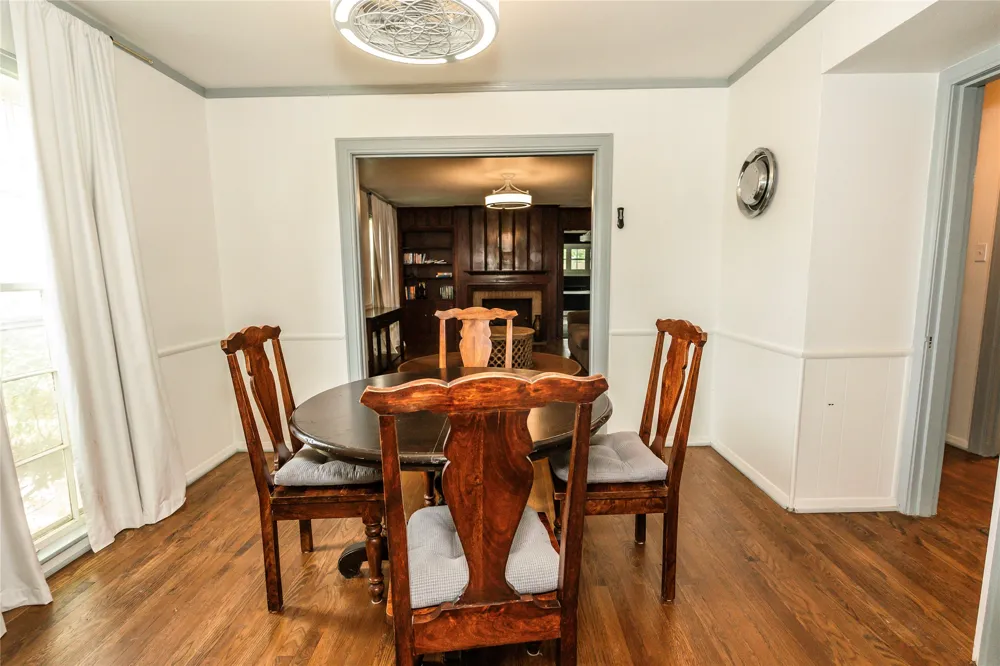 706 E Highway 82 Nocona, TX 76255