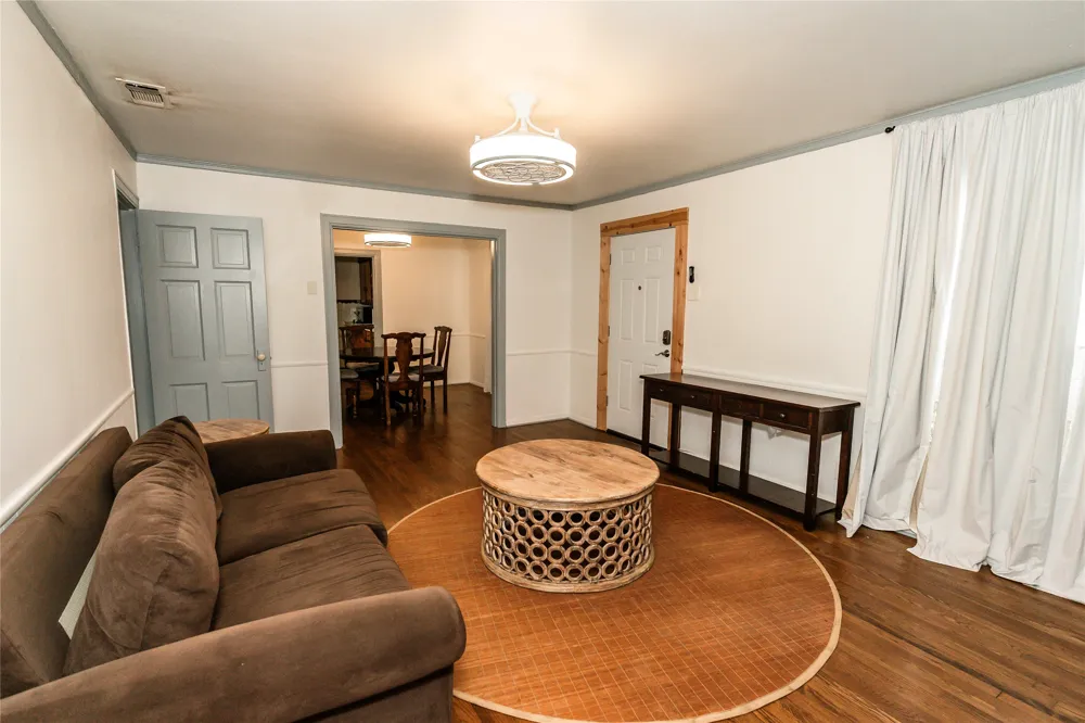706 E Highway 82 Nocona, TX 76255