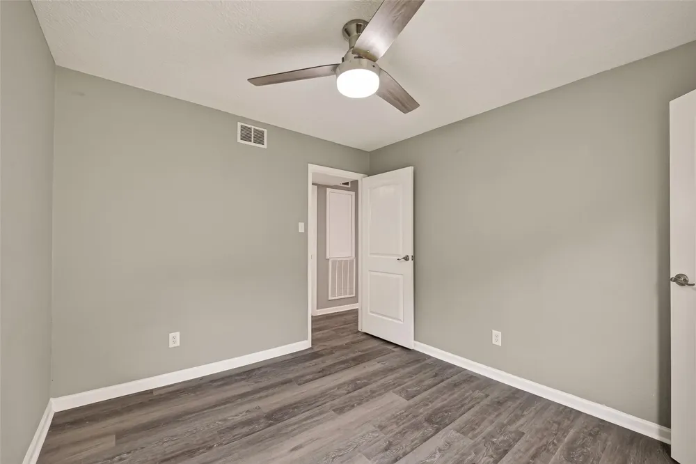 7600 Emmett F Lowry Expressway #313 Texas City, TX 77591