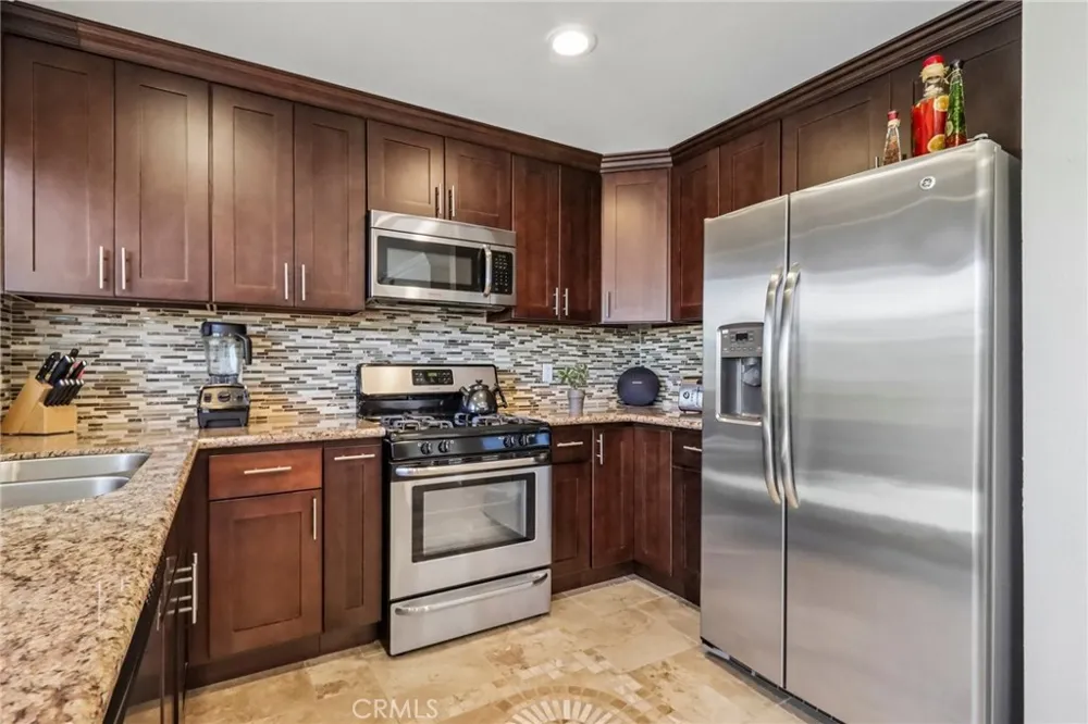 25308 Crocker Lake Forest, CA 92630