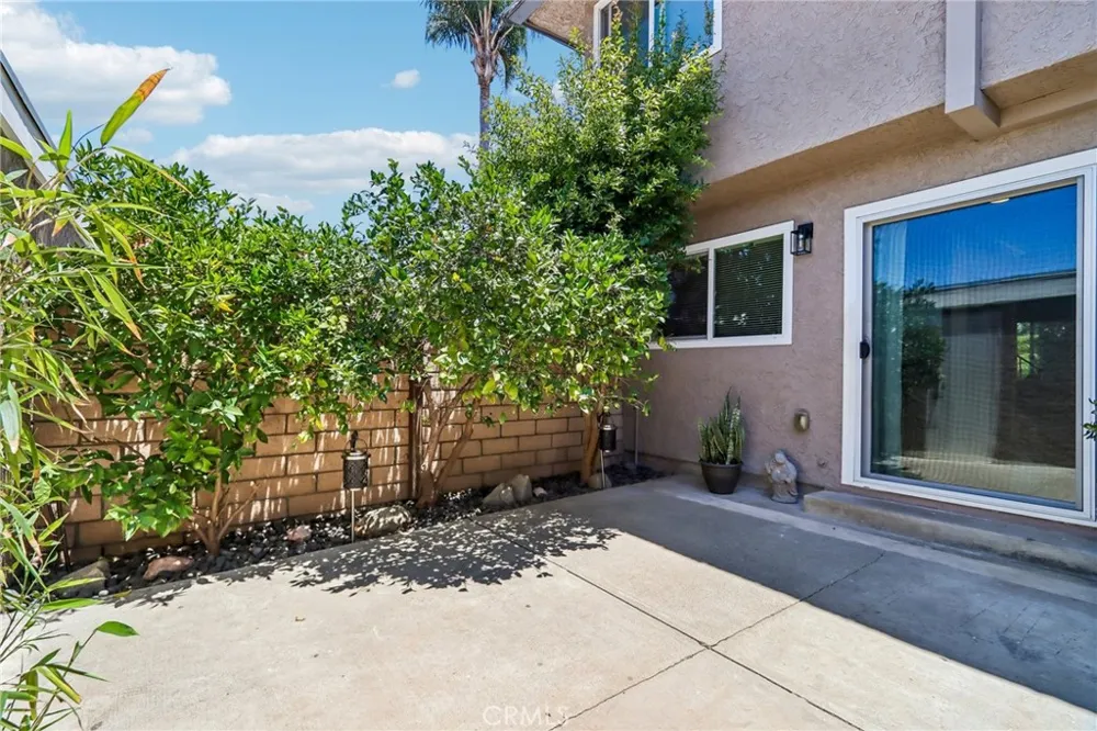 25308 Crocker Lake Forest, CA 92630