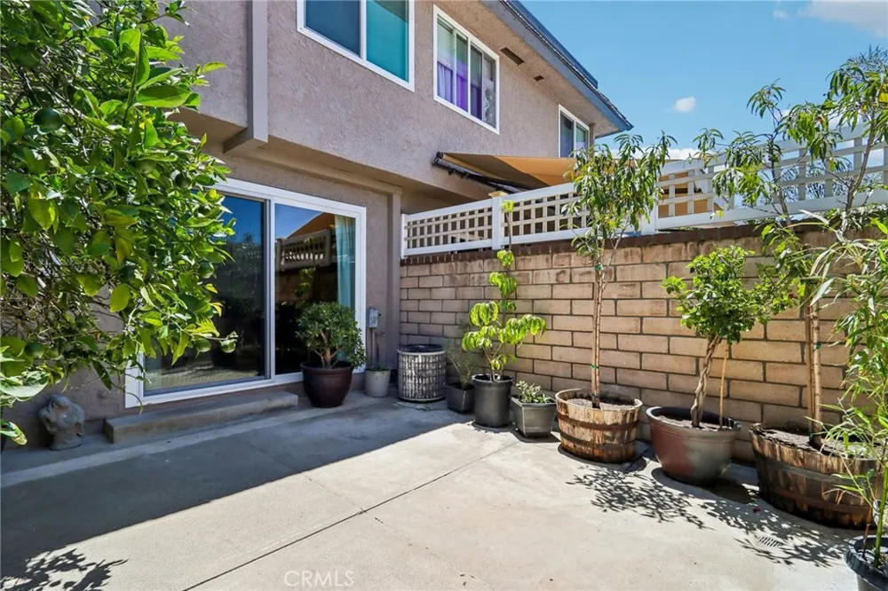 25308 Crocker Lake Forest, CA 92630