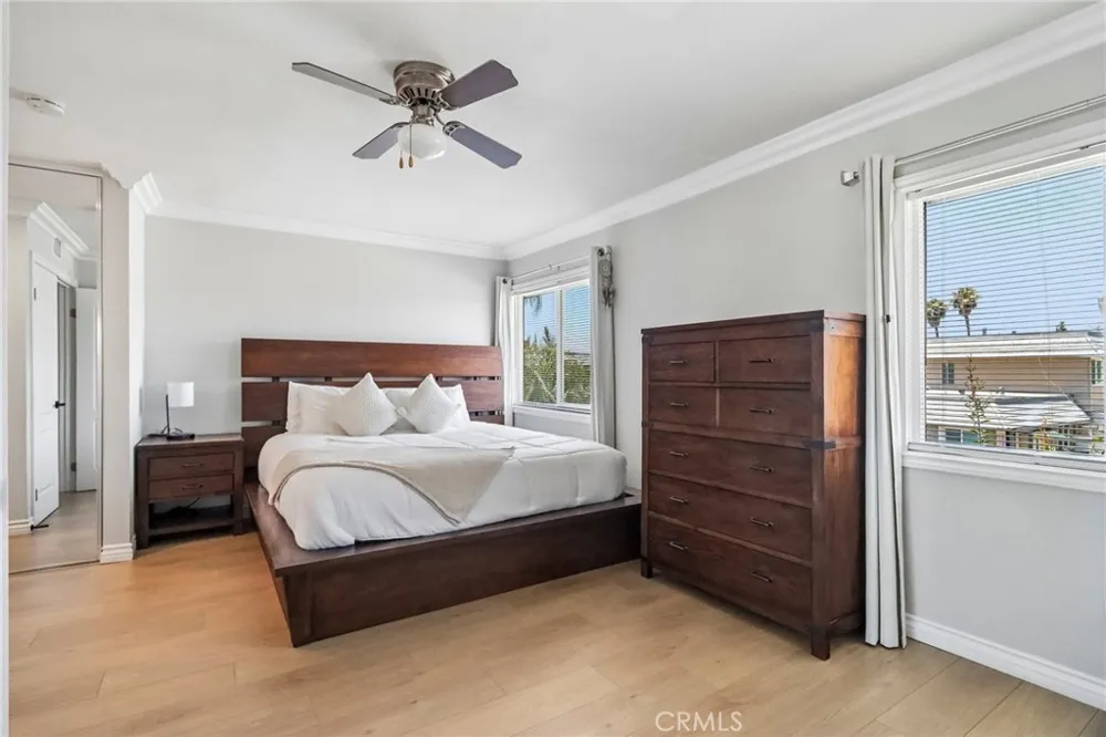 25308 Crocker Lake Forest, CA 92630