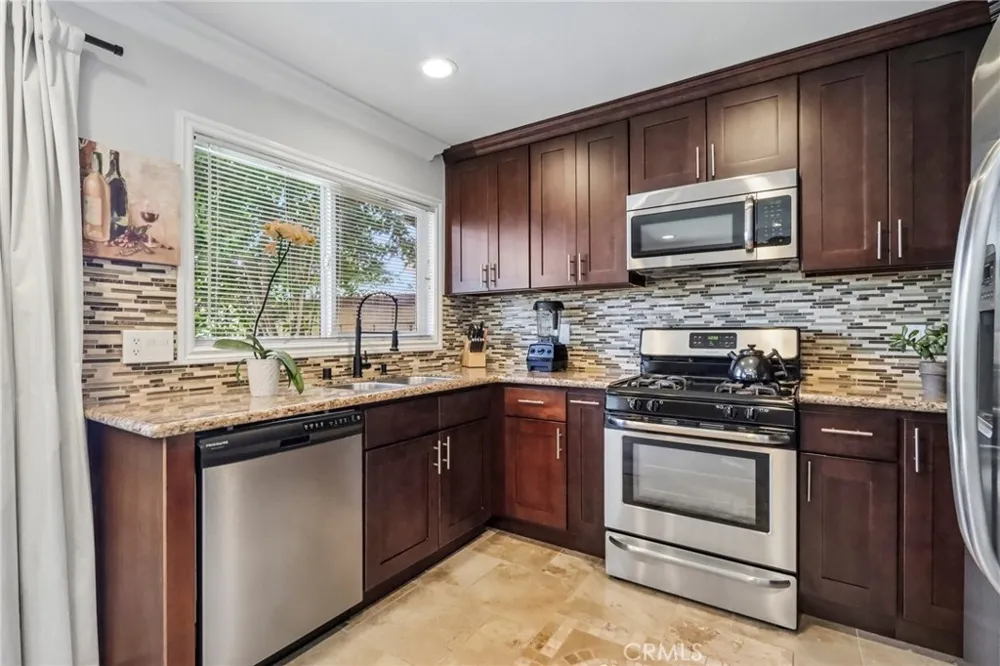 25308 Crocker Lake Forest, CA 92630