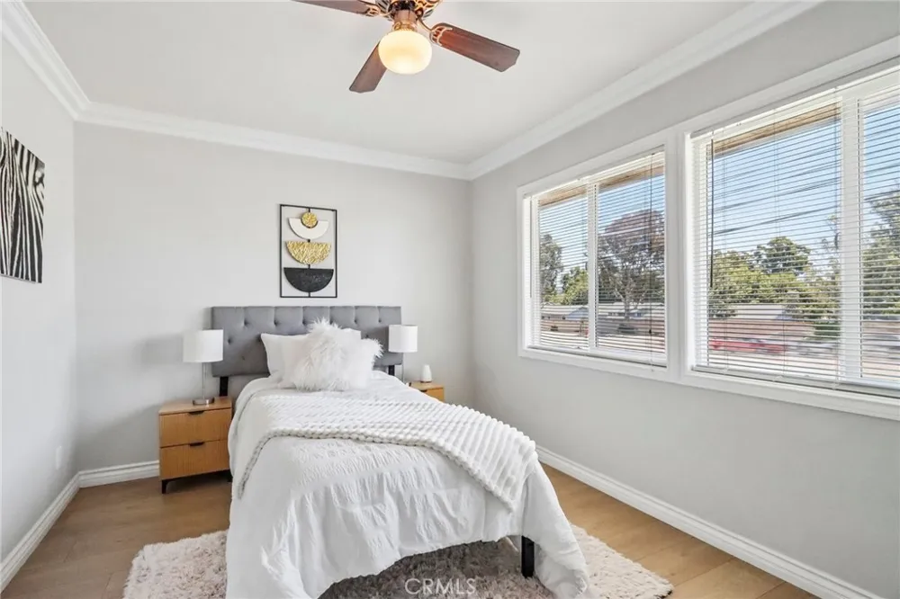 25308 Crocker Lake Forest, CA 92630