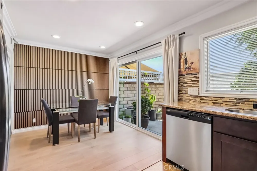 25308 Crocker Lake Forest, CA 92630