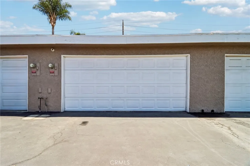 25308 Crocker Lake Forest, CA 92630
