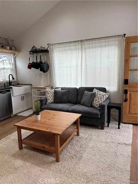 2404 W. Mills Dr. Orange, CA 92868