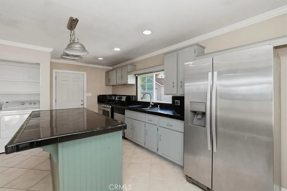 936 2nd Norco, CA 92860