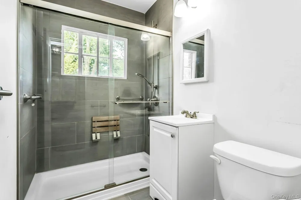 12-08 152nd Street Whitestone, NY 11357