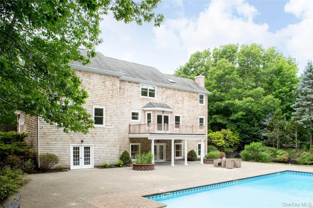 1999 Deerfield Road Water Mill, NY 11976