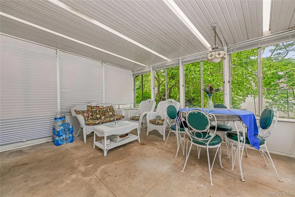 407 Sheridan Boulevard Inwood, NY 11096