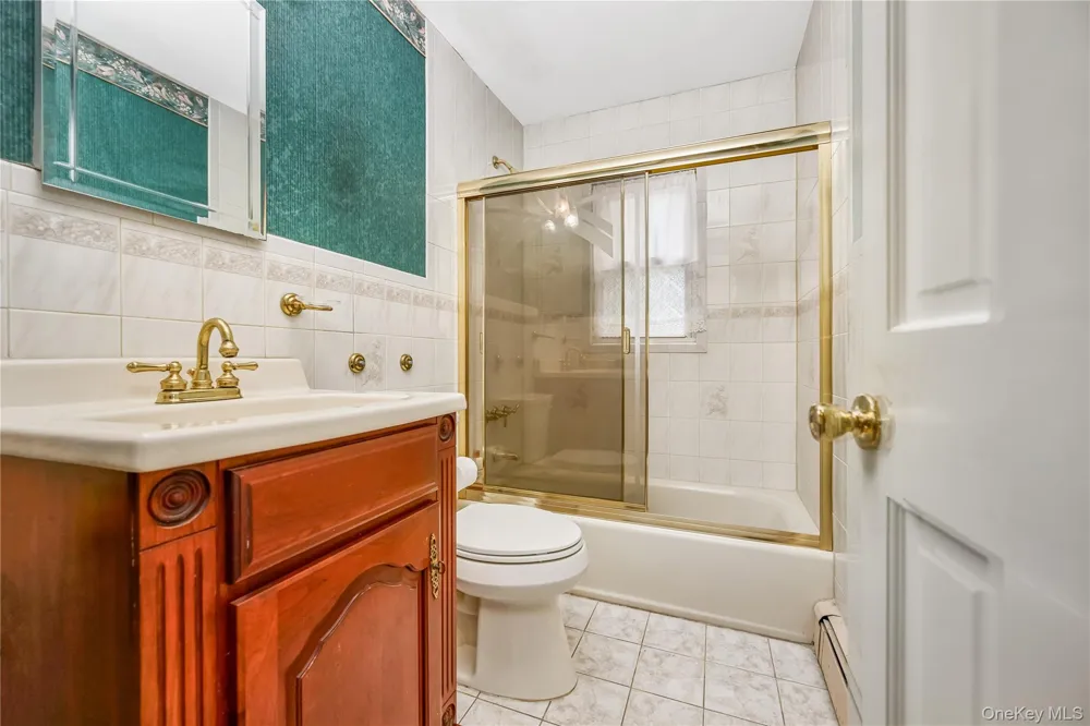 407 Sheridan Boulevard Inwood, NY 11096