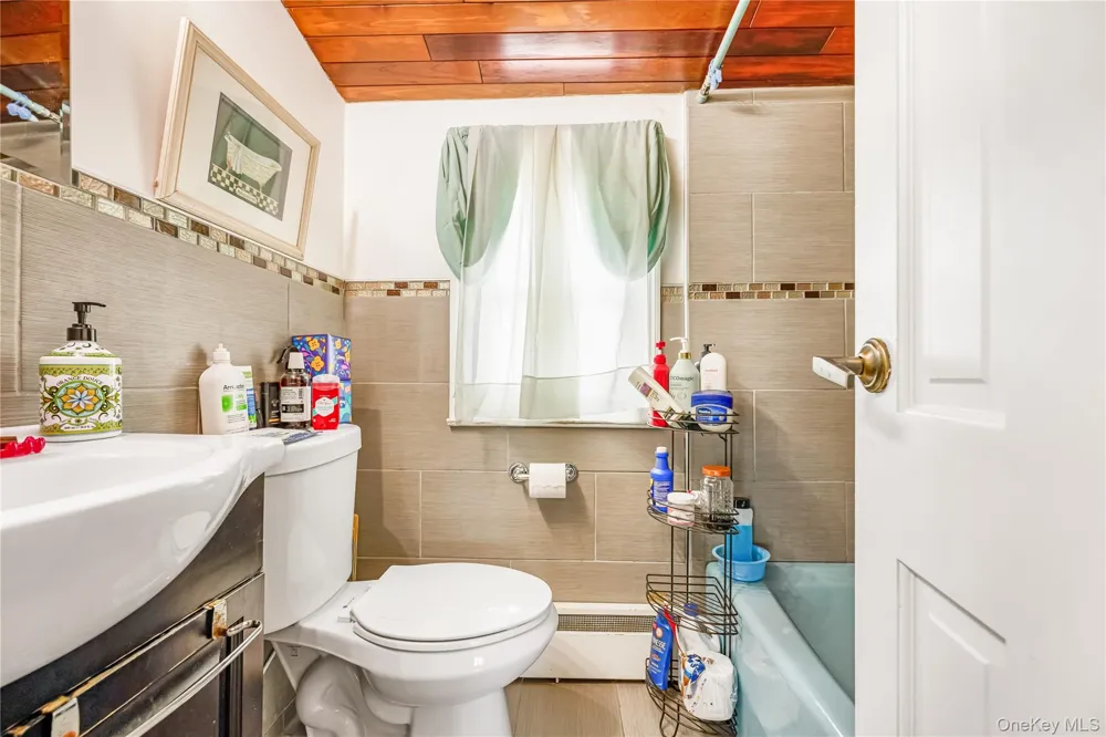 407 Sheridan Boulevard Inwood, NY 11096