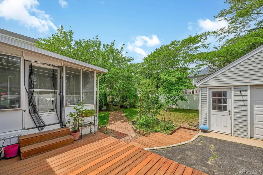 407 Sheridan Boulevard Inwood, NY 11096