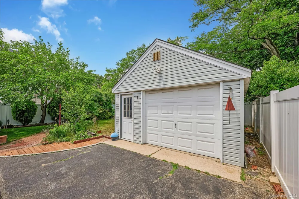 407 Sheridan Boulevard Inwood, NY 11096