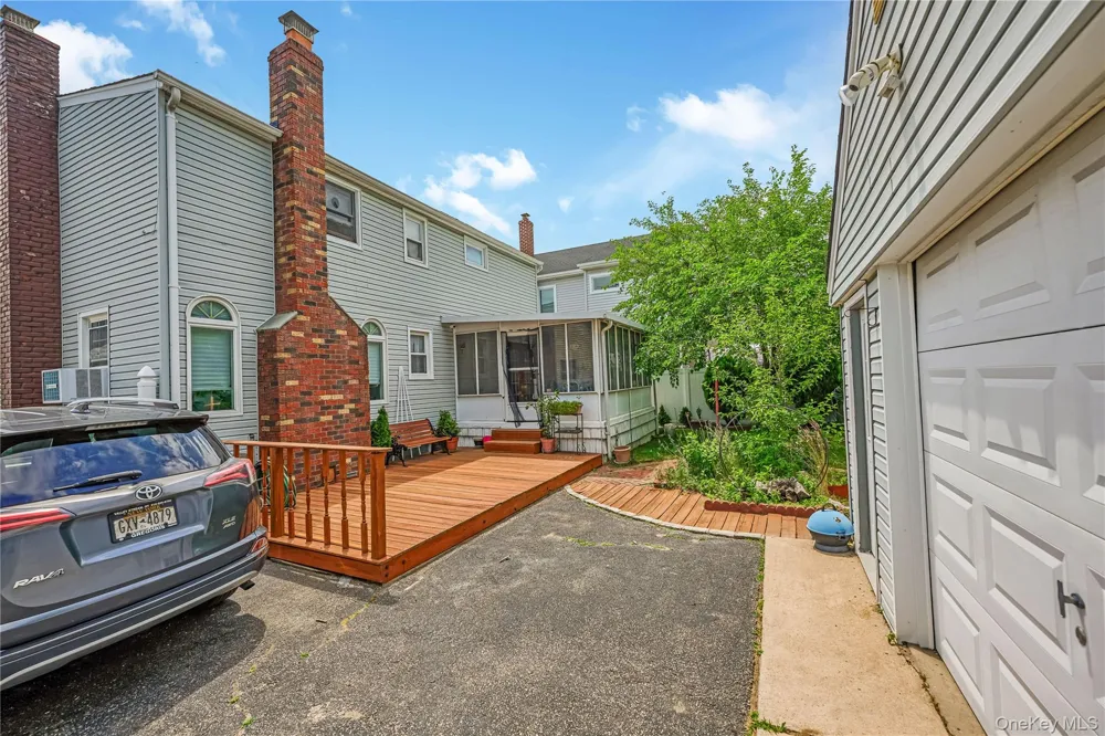 407 Sheridan Boulevard Inwood, NY 11096