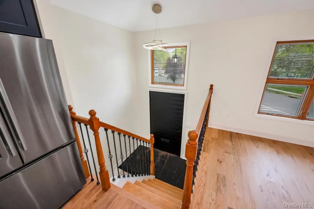 112-01 175 STREET Jamaica, NY 11433