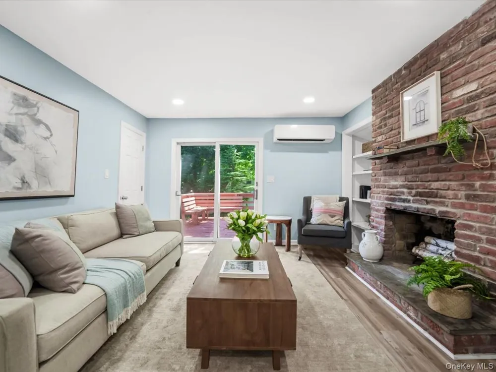53 Nautilus Drive Rocky Point, NY 11778
