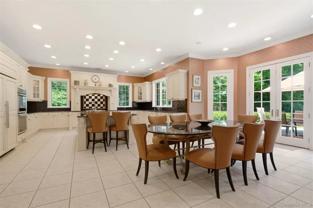 7 Fairway Court Upper Brookville, NY 11771
