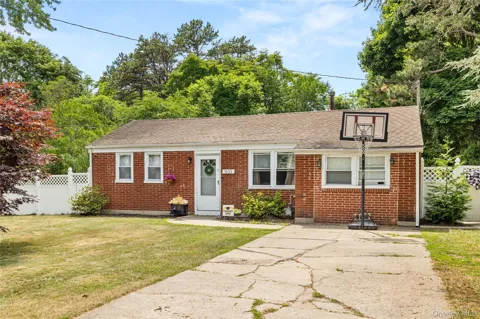 1632 Thompson Drive