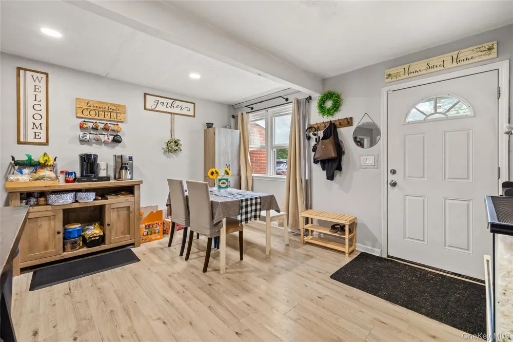1632 Thompson Drive Bay Shore, NY 11706