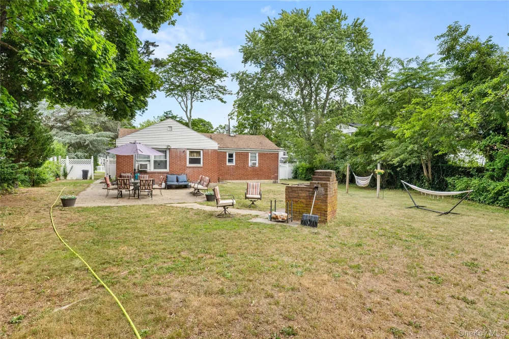 1632 Thompson Drive Bay Shore, NY 11706