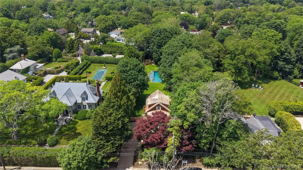 149 Accabonac Road East Hampton, NY 11937