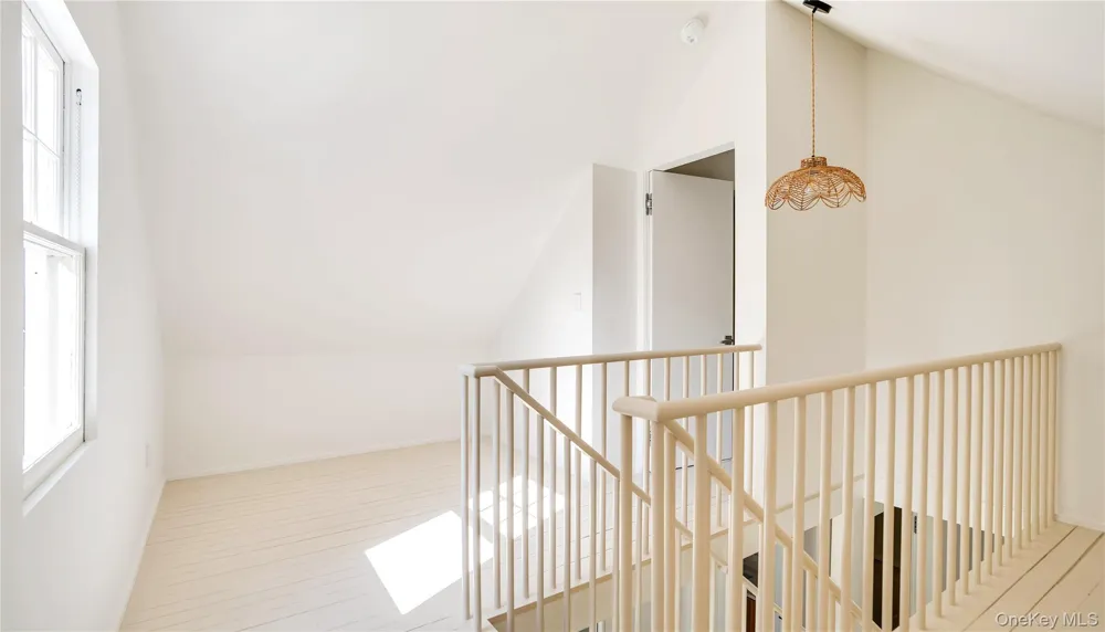 149 Accabonac Road East Hampton, NY 11937