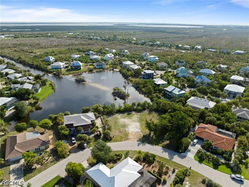 Chert Court Sanibel, FL 33957
