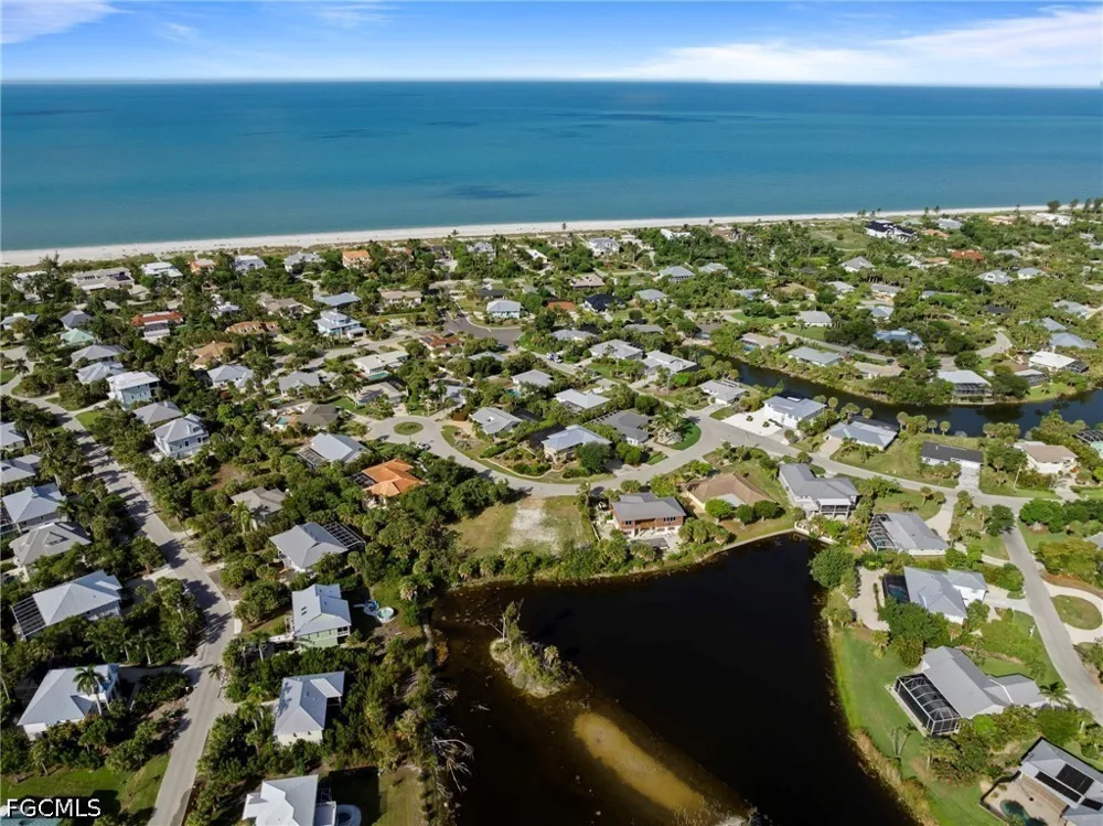 Chert Court Sanibel, FL 33957
