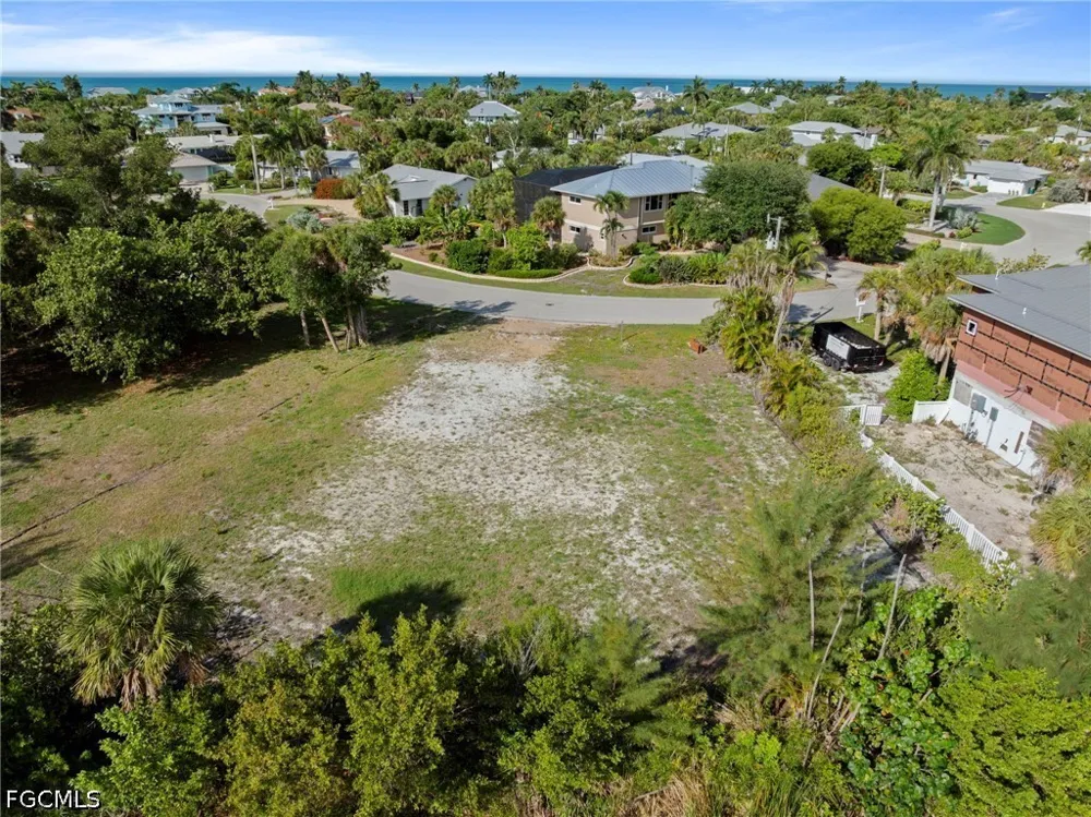 Chert Court Sanibel, FL 33957