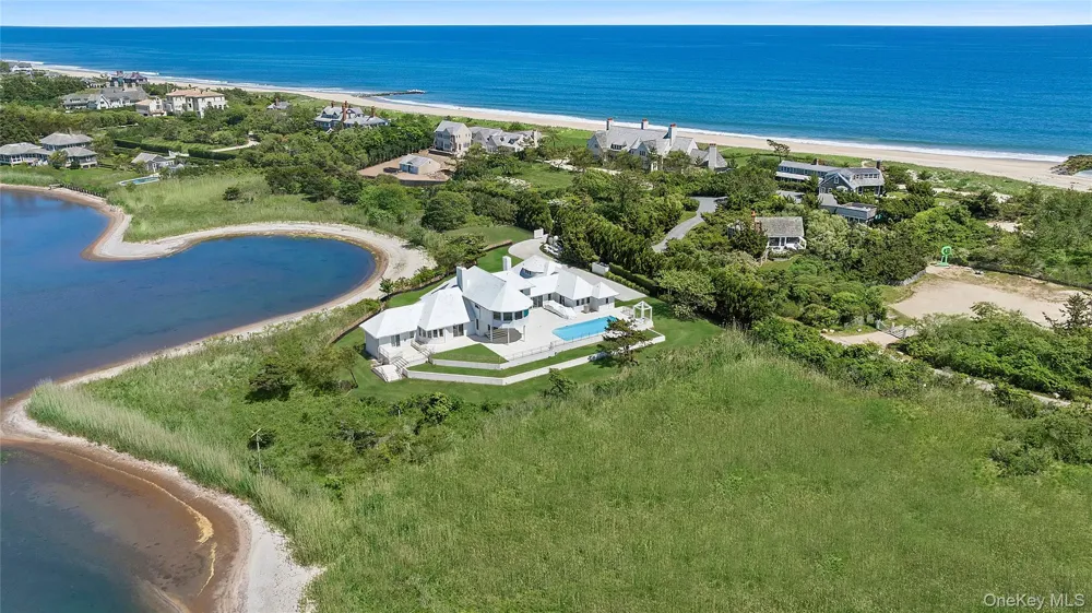 64 W End Road East Hampton, NY 11937