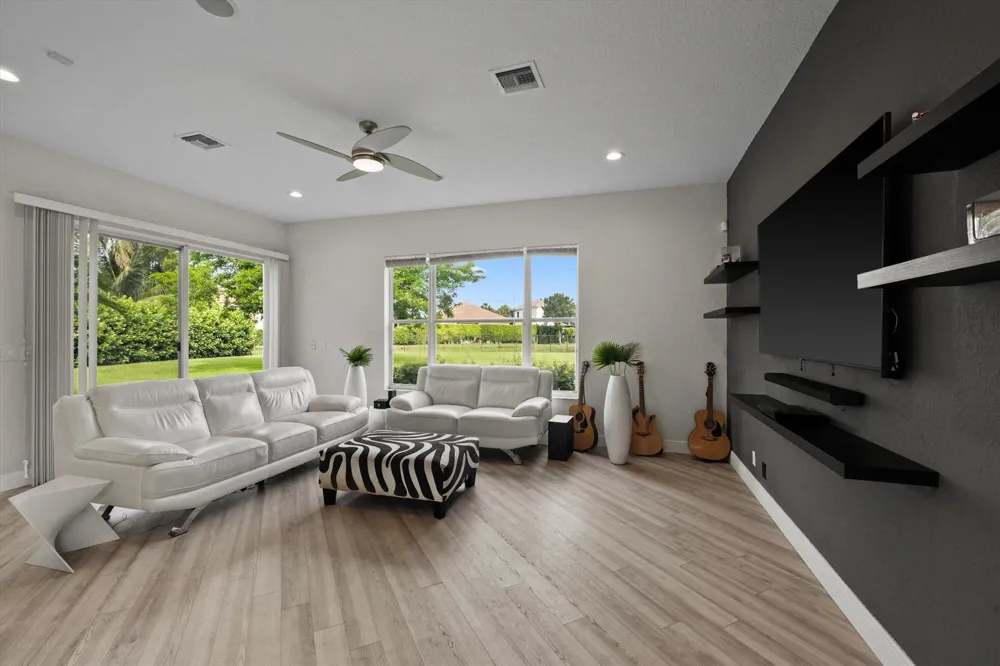 1215 Creekside Drive Wellington, FL 33414