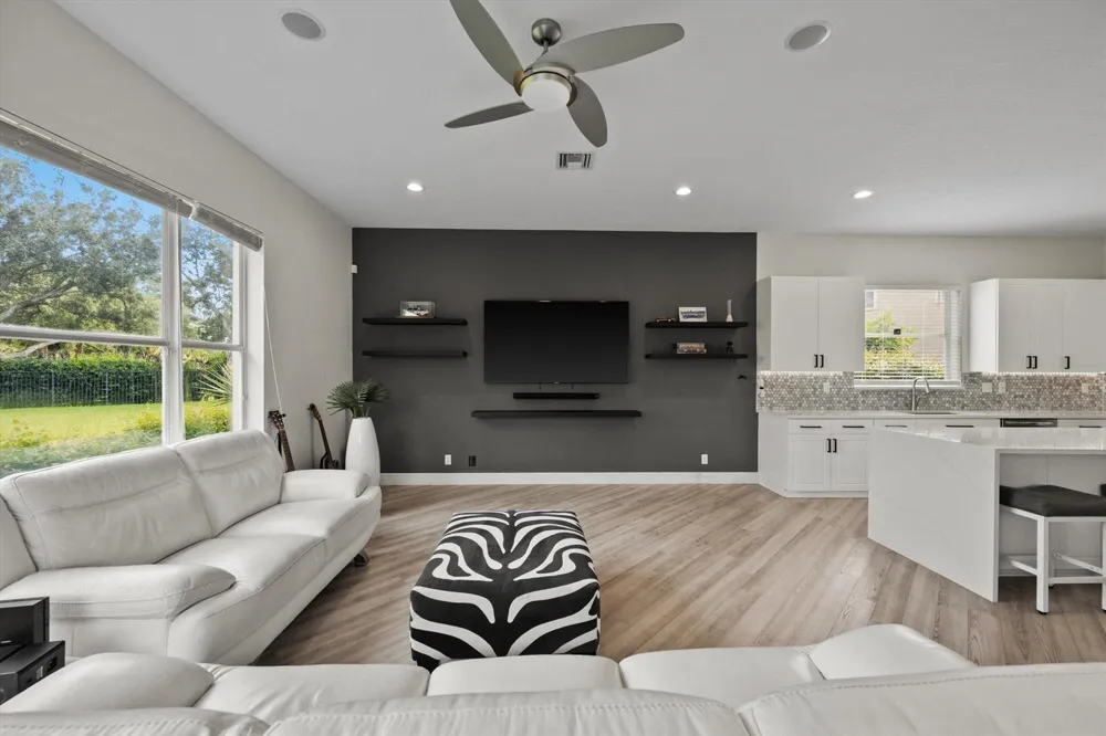 1215 Creekside Drive Wellington, FL 33414