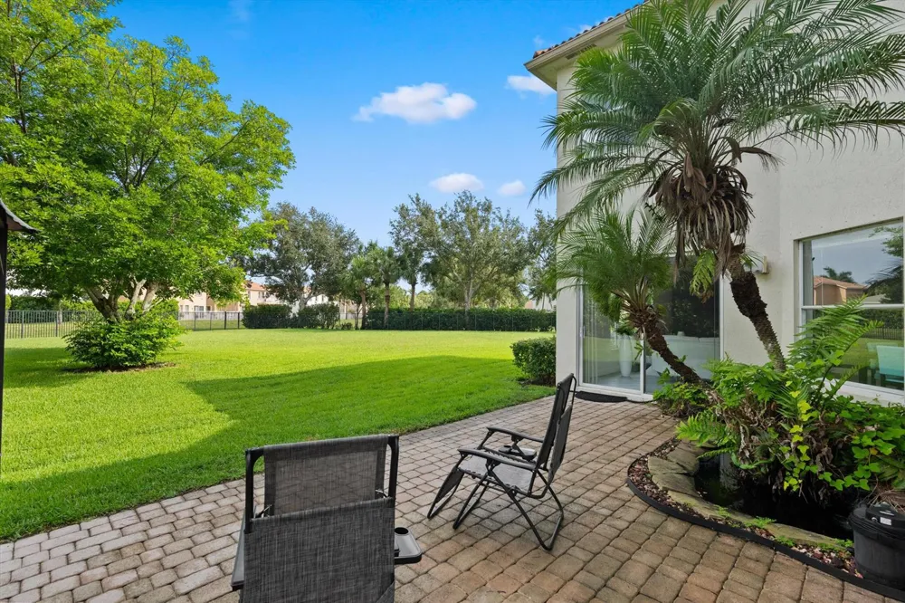 1215 Creekside Drive Wellington, FL 33414