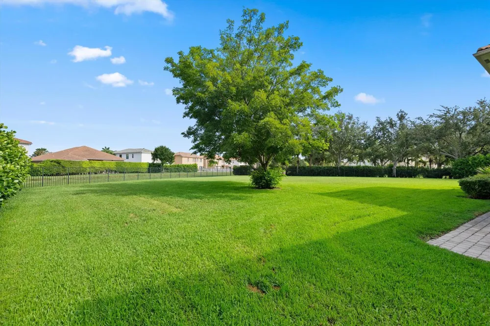 1215 Creekside Drive Wellington, FL 33414