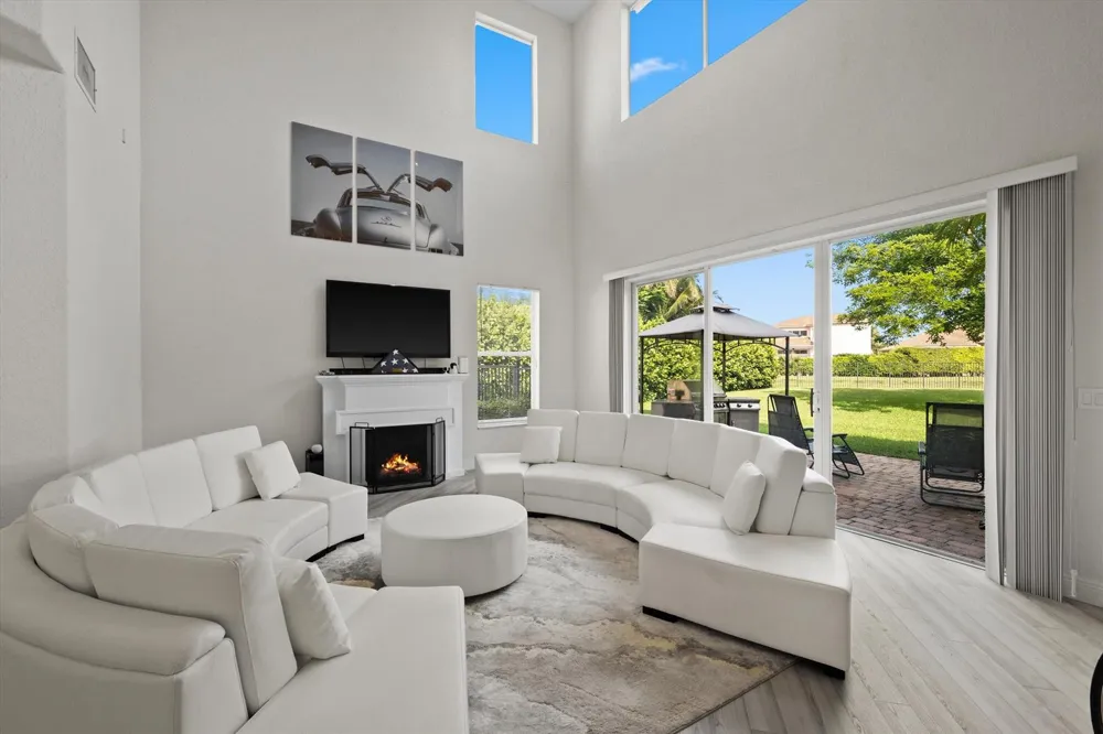 1215 Creekside Drive Wellington, FL 33414
