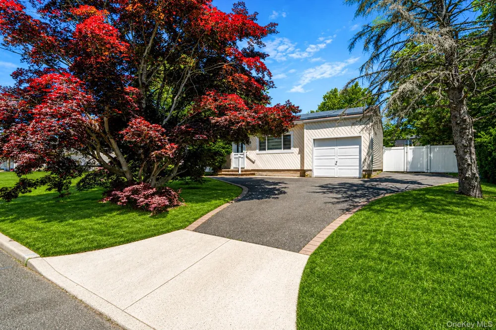 15 Edwin Avenue Patchogue, NY 11772