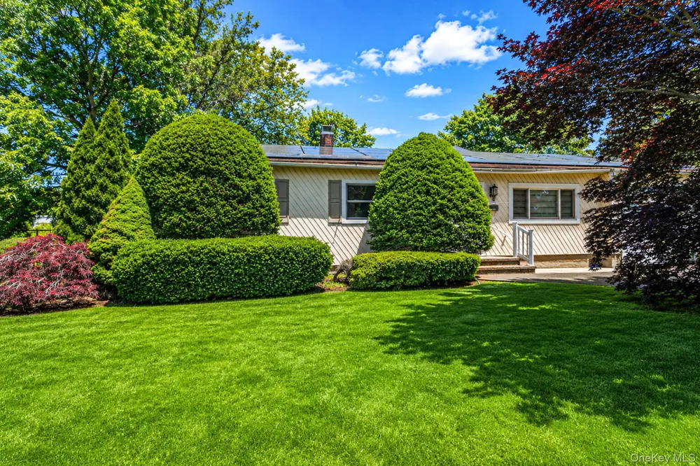 15 Edwin Avenue Patchogue, NY 11772