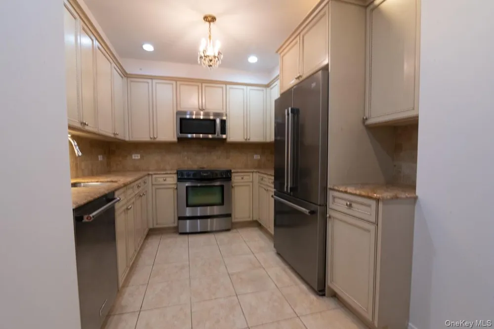100 Harbor View Drive #251 Port Washington, NY 11050